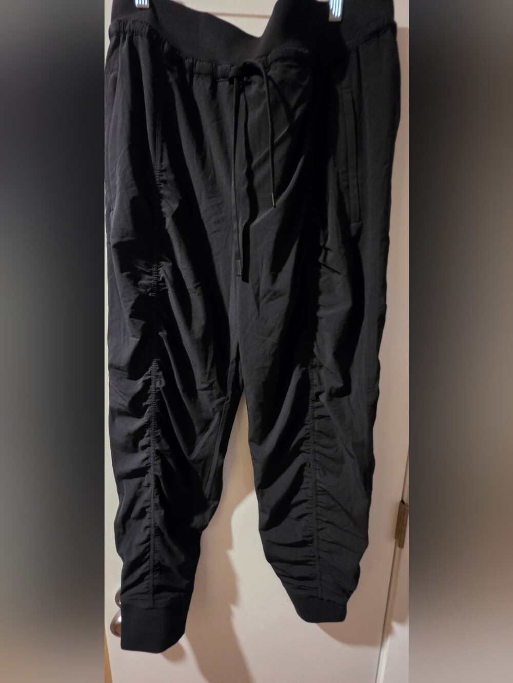 Athleta Attitude Lined Pant Black Size 14 Ruched Shirred Jogger Warm 985550